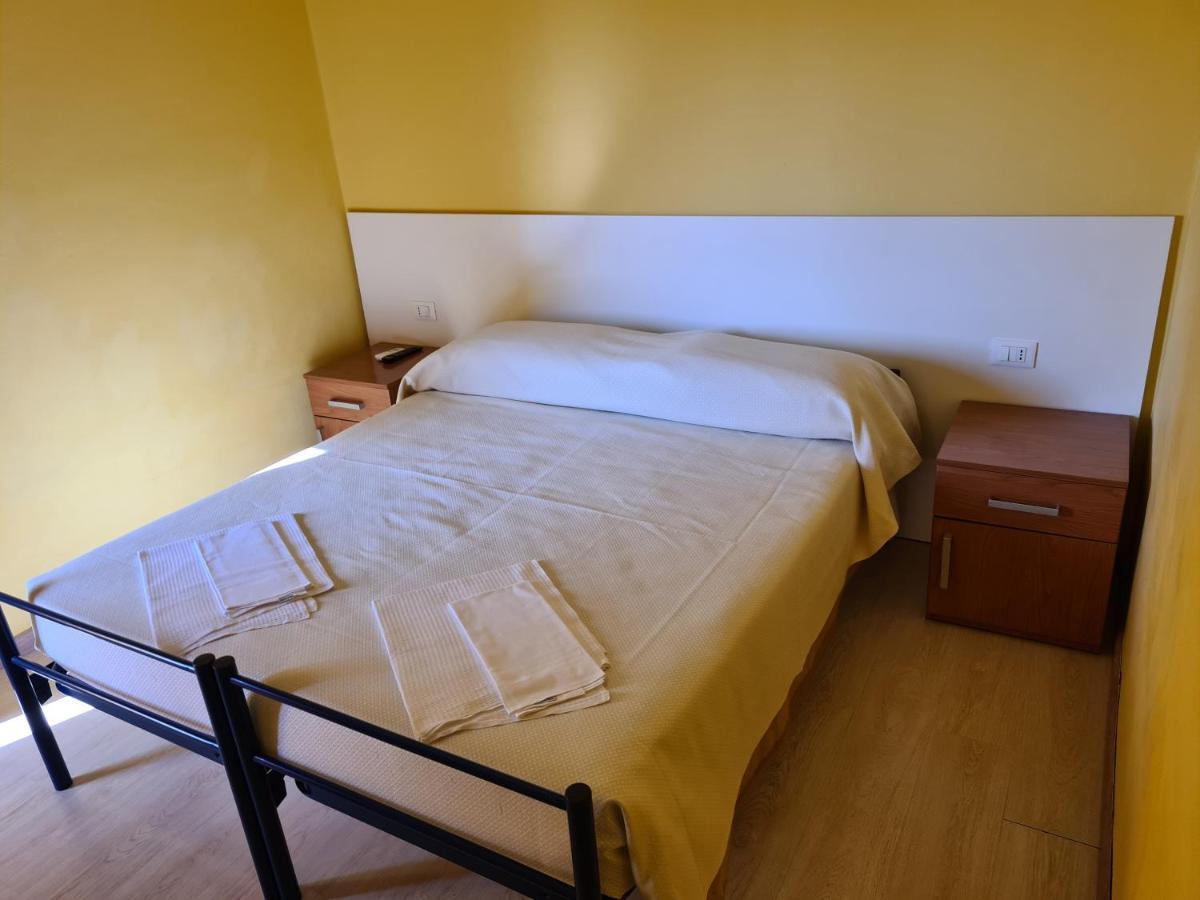 Hotel New Napoleonico Bondeno Esterno foto